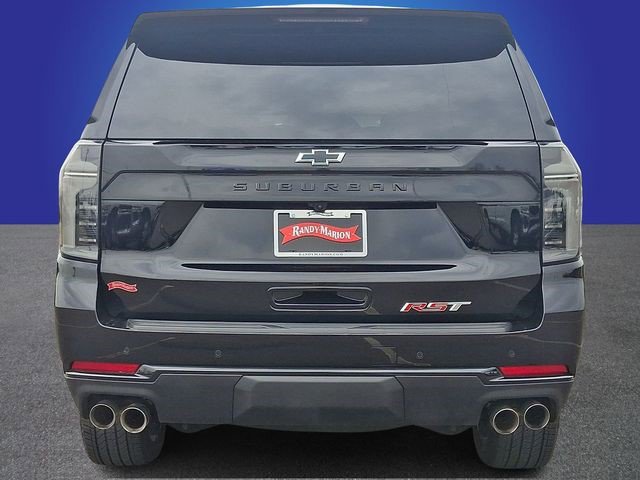 Certified 2025 Chevrolet Suburban RST w/ Comfort Package image 5