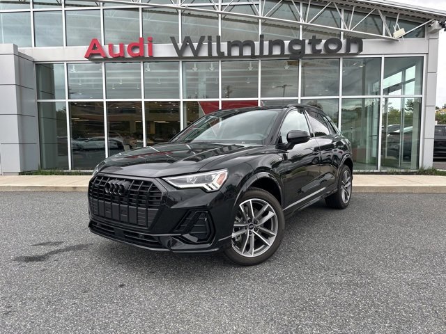 New 2025 Audi Q3 2.0T Premium