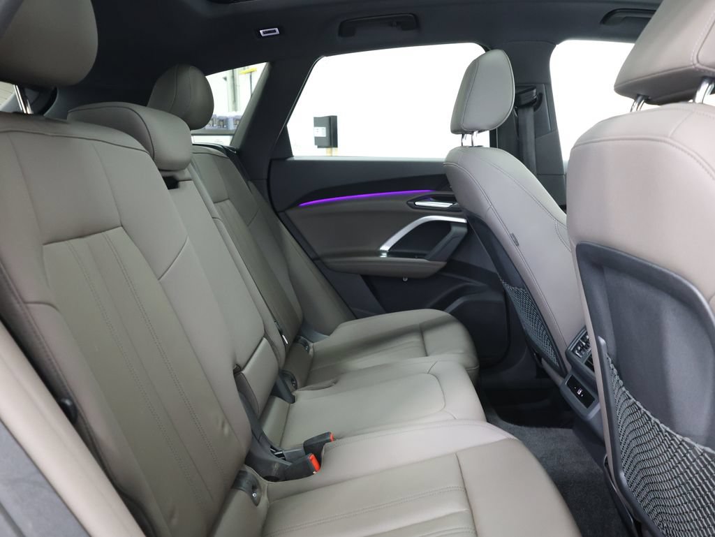 Certified 2025 Audi Q5 Premium w/ Premium Plus AWD/4WD image 24