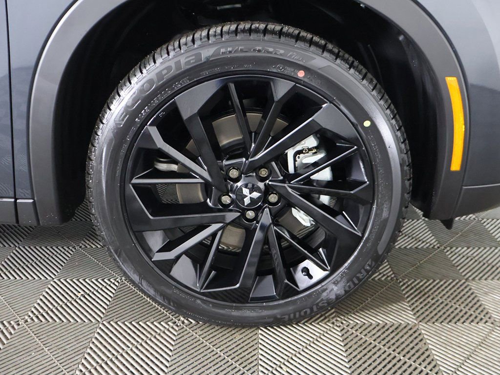New 2025 Mitsubishi Outlander SEL Black Edition AWD/4WD image 27