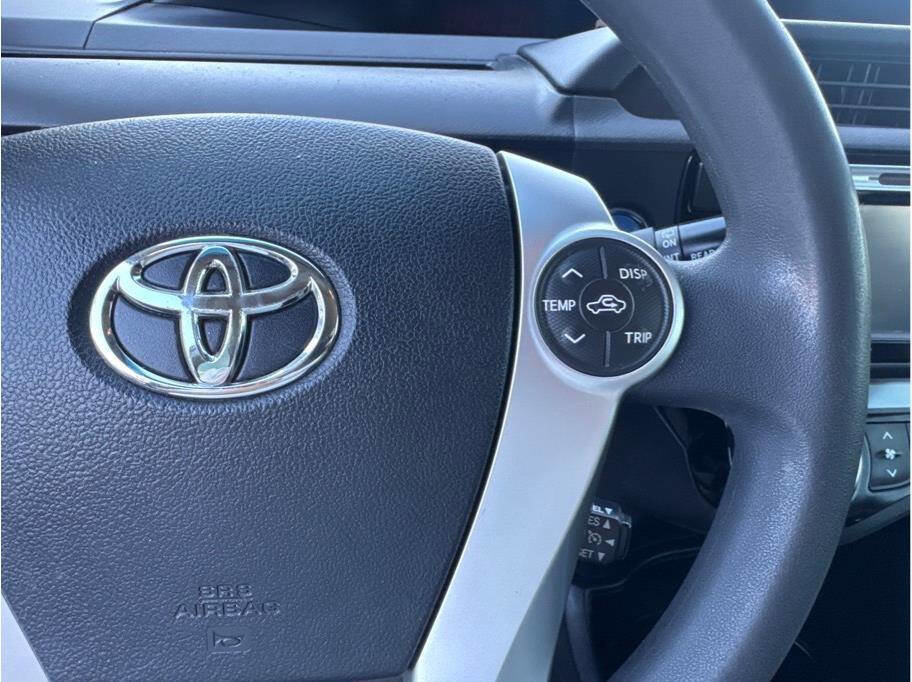 Used 2015 Toyota Prius C Three image 11