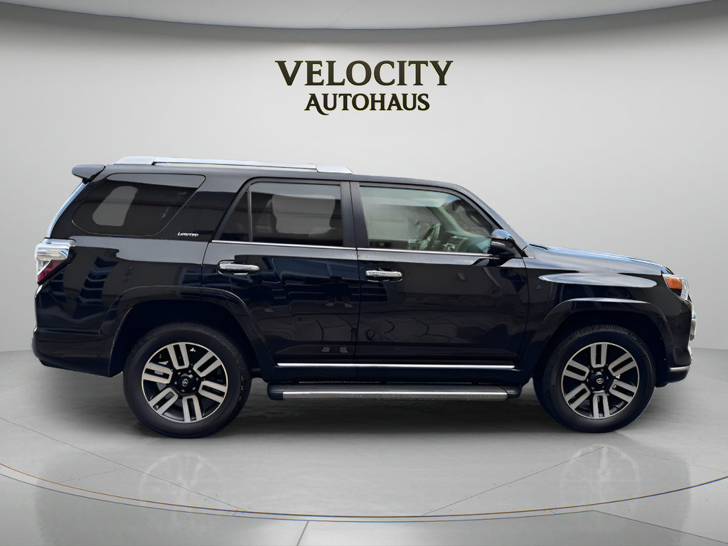 Used 2017 Toyota 4Runner Limited AWD/4WD image 8