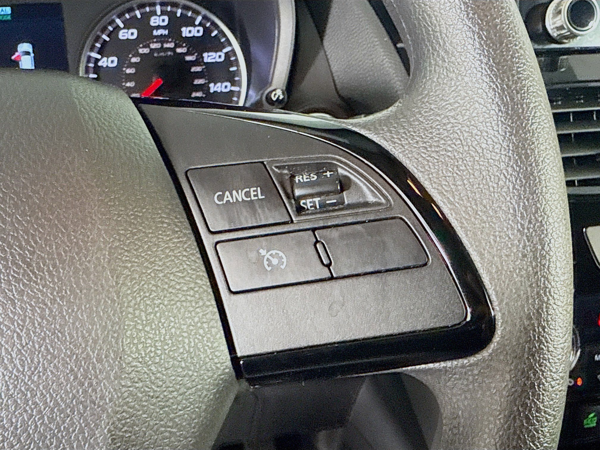 Used 2024 Mitsubishi Eclipse Cross Black Edition image 15