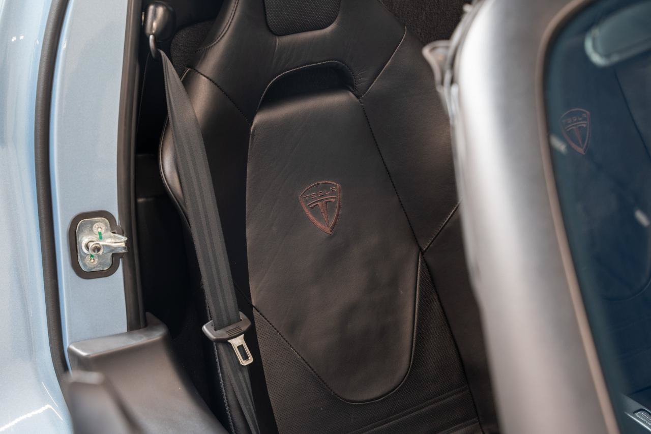 Used 2008 Tesla Roadster RWD image 70