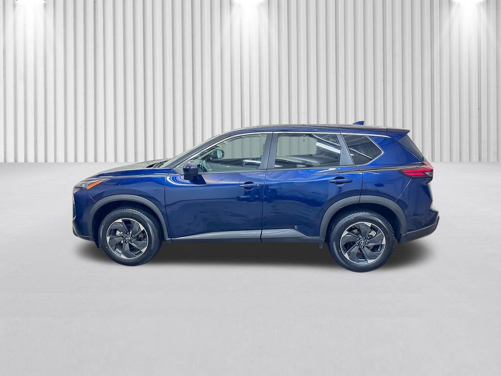 Used 2024 Nissan Rogue SV image 11