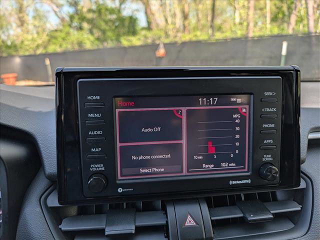 Used 2021 Toyota RAV4 LE image 31