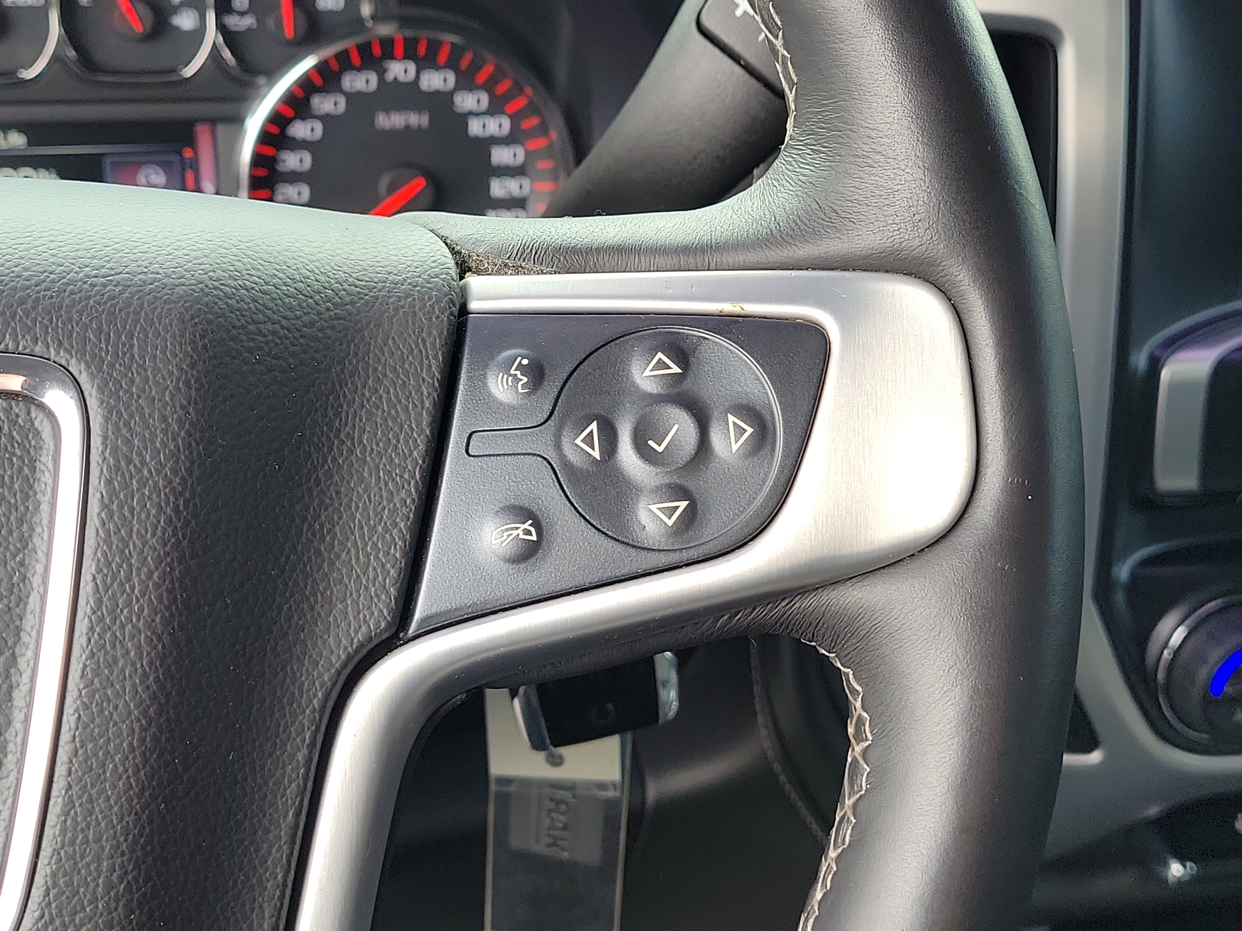 Used 2015 GMC Sierra 1500 SLT w/ SLT Crew Cab Value Package image 24