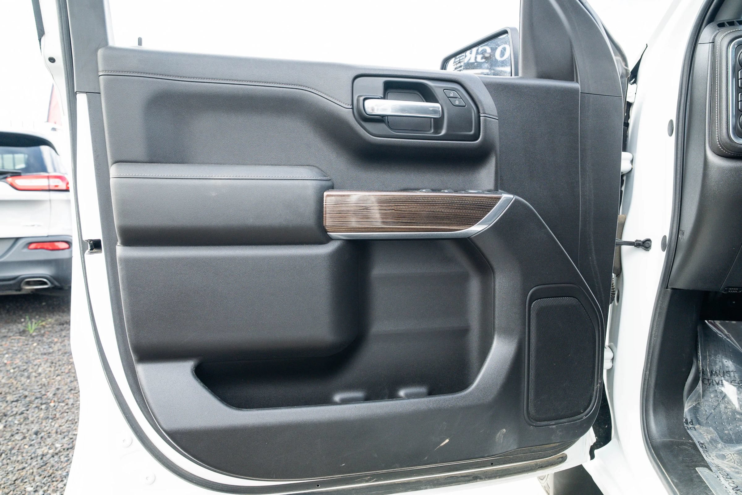Used 2019 Chevrolet Silverado 1500 LT w/ True North Edition AWD/4WD image 22