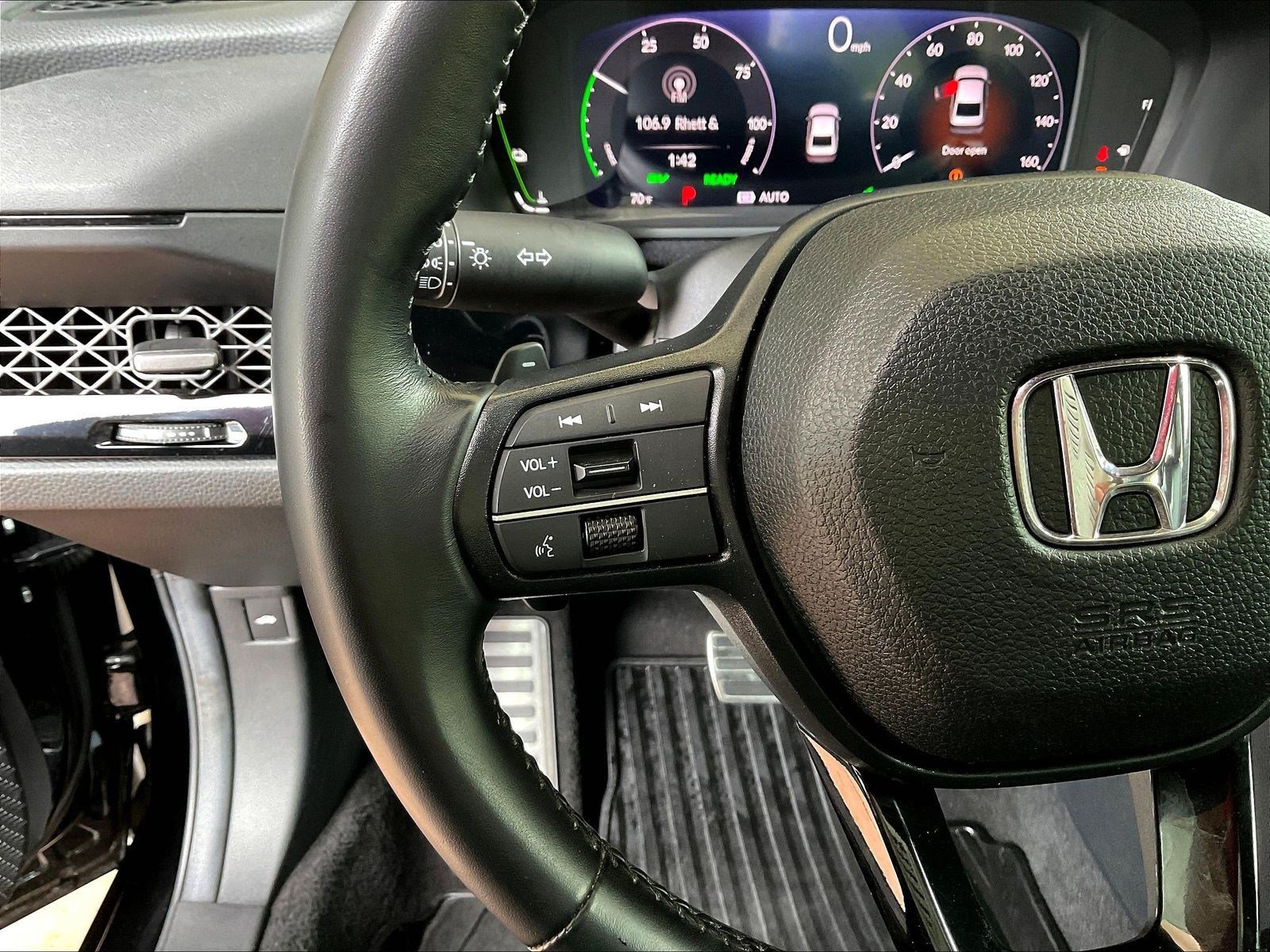 Used 2025 Honda Accord Sport image 11
