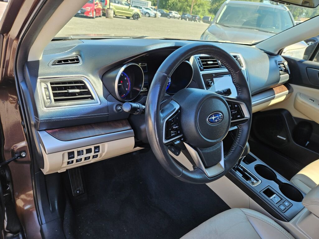 Used 2019 Subaru Outback 2.5i Limited w/ Popular Package #2 image 17