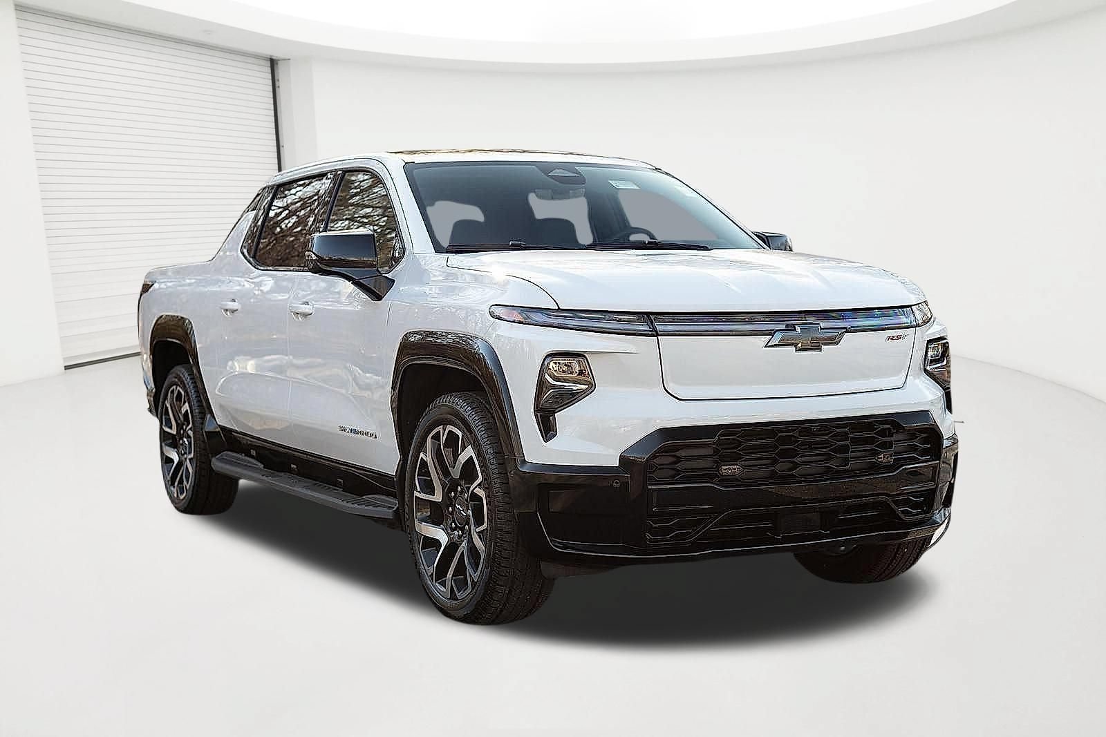 Used 2024 Chevrolet Silverado EV RST AWD/4WD image 8