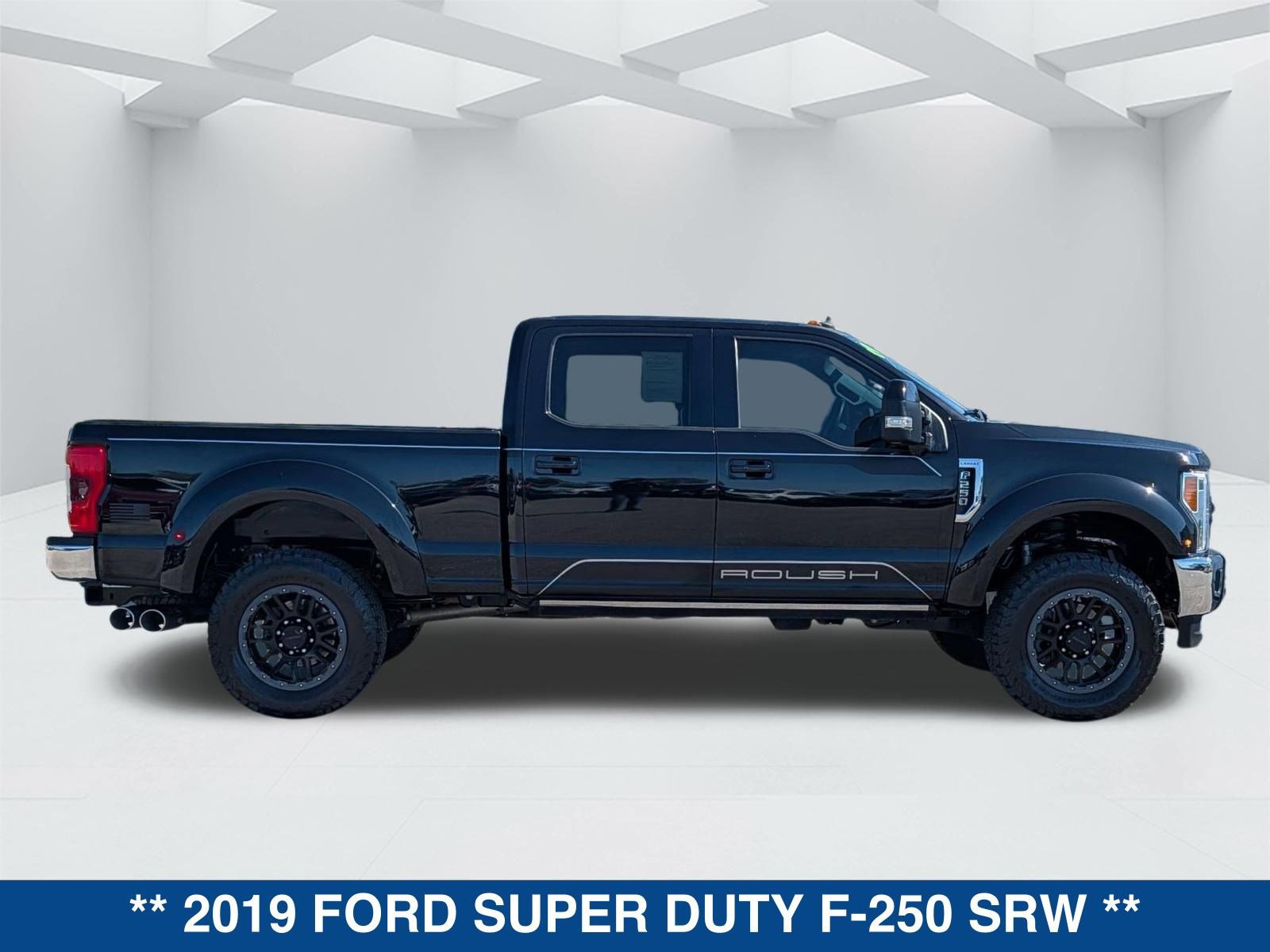 Used 2019 Ford F250 Lariat w/ Lariat Ultimate Package AWD/4WD image 3