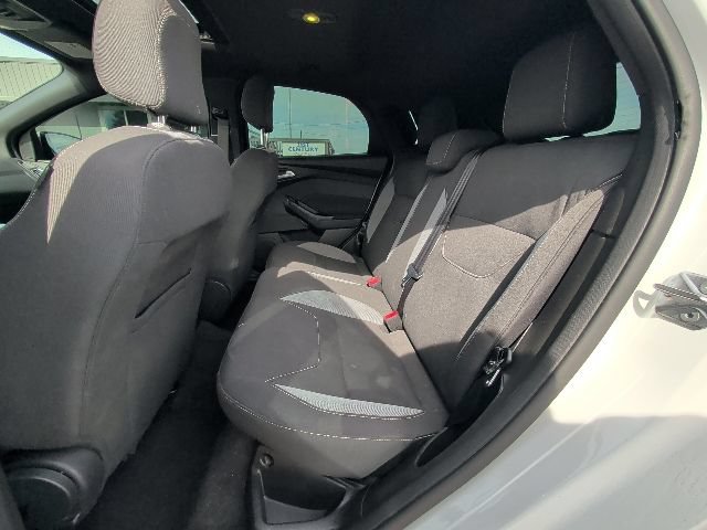 Used 2016 Ford Focus ST FWD image 5