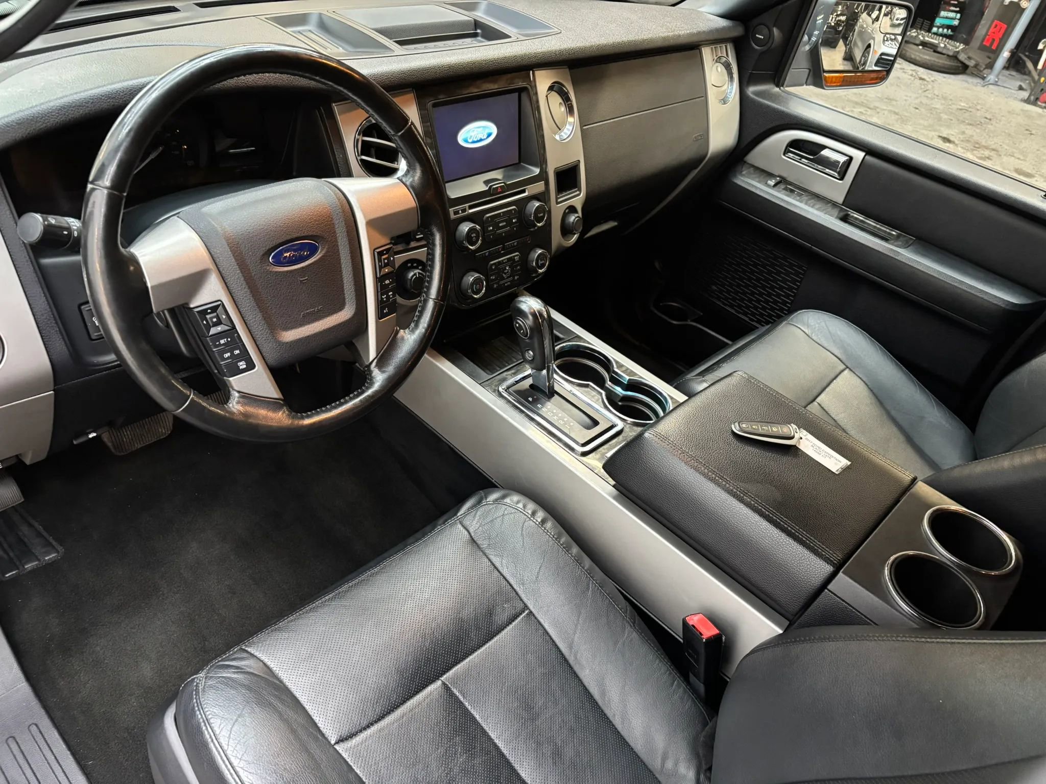 Used 2017 Ford Expedition EL Limited AWD/4WD image 13