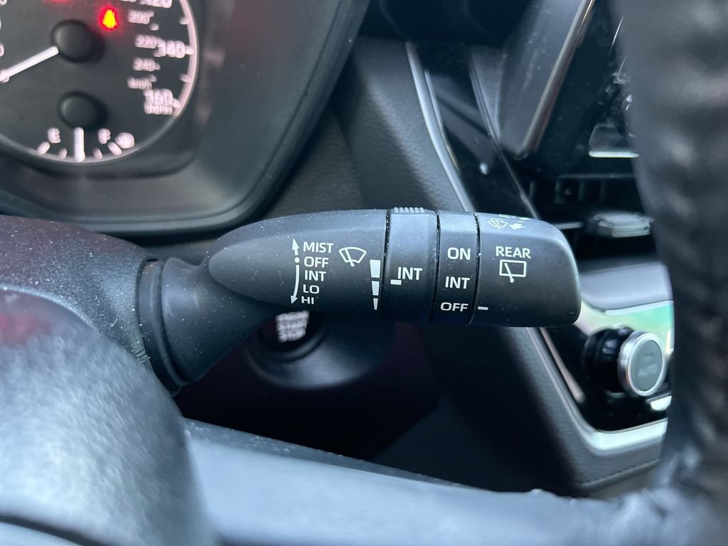Used 2024 Toyota Corolla Cross LE FWD image 19