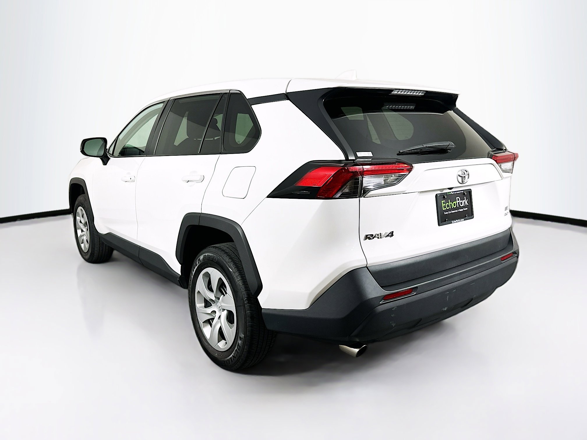 Used 2024 Toyota RAV4 LE image 5