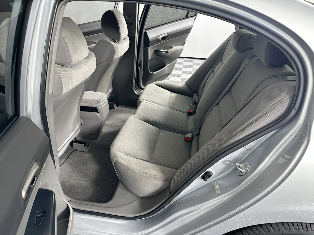 Used 2010 Honda Civic LX image 30