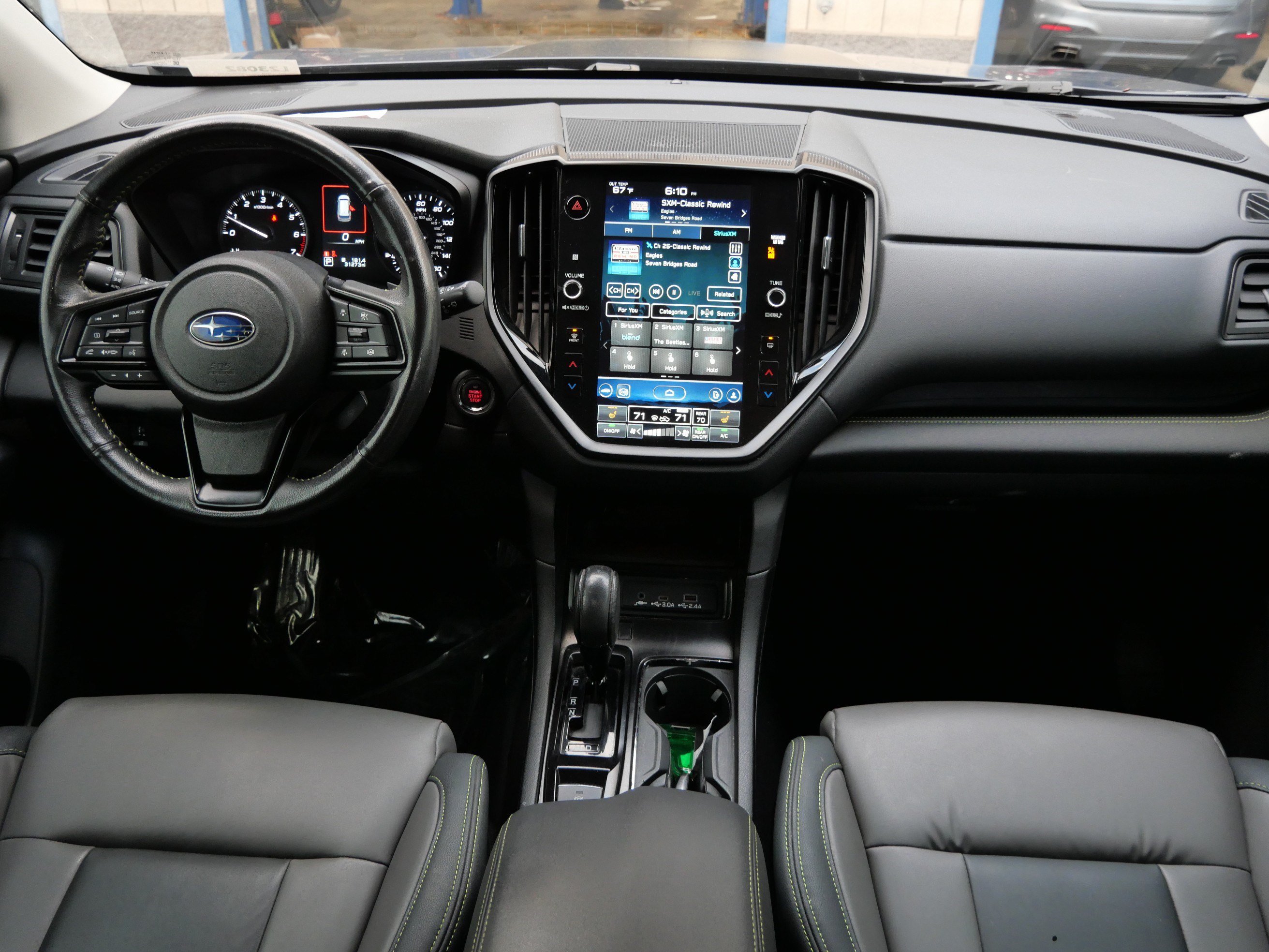 Used 2023 Subaru Ascent Onyx Edition AWD/4WD image 10