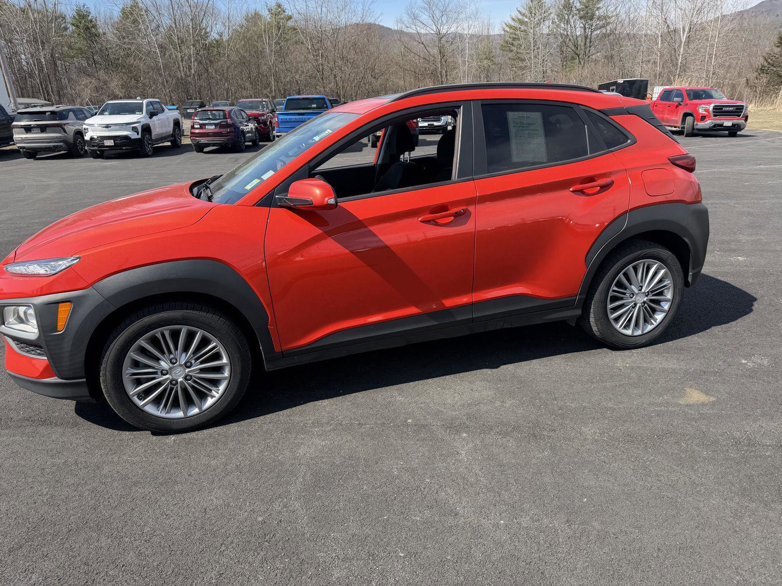 Used 2020 Hyundai Kona SEL Plus image 3