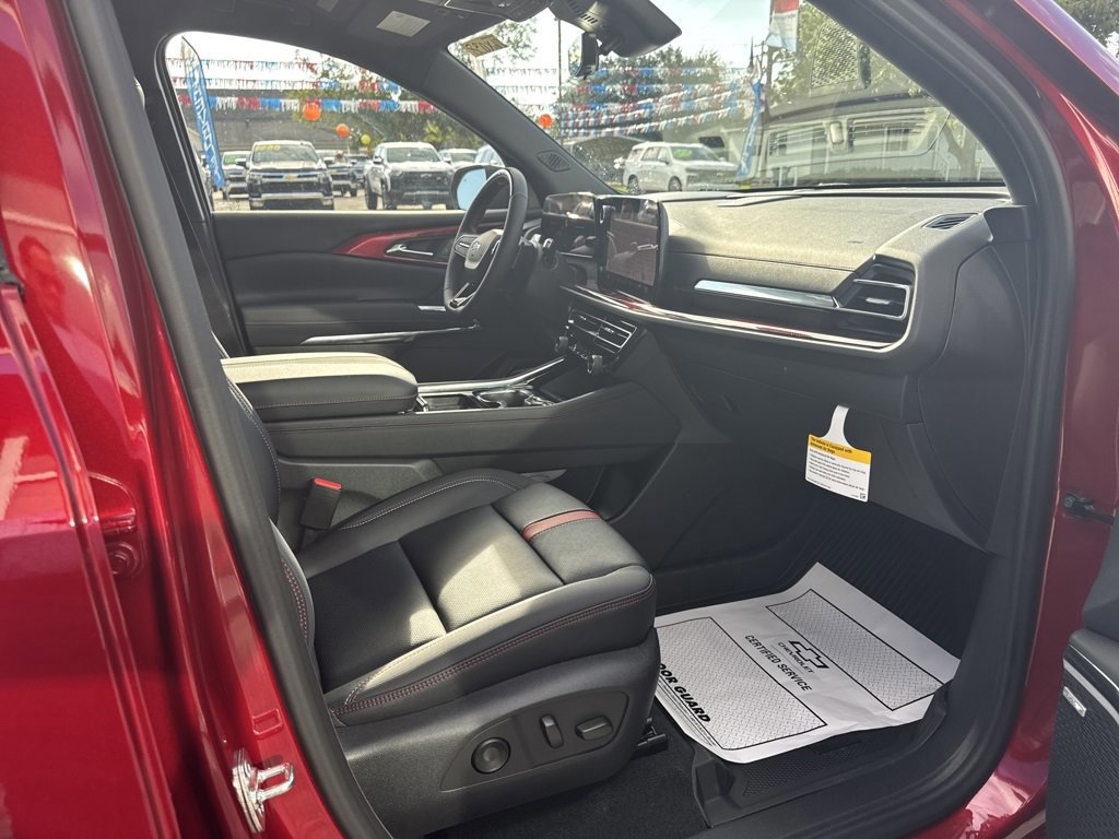 New 2026 Chevrolet Traverse RS w/ LPO, Floor Liner Package image 22