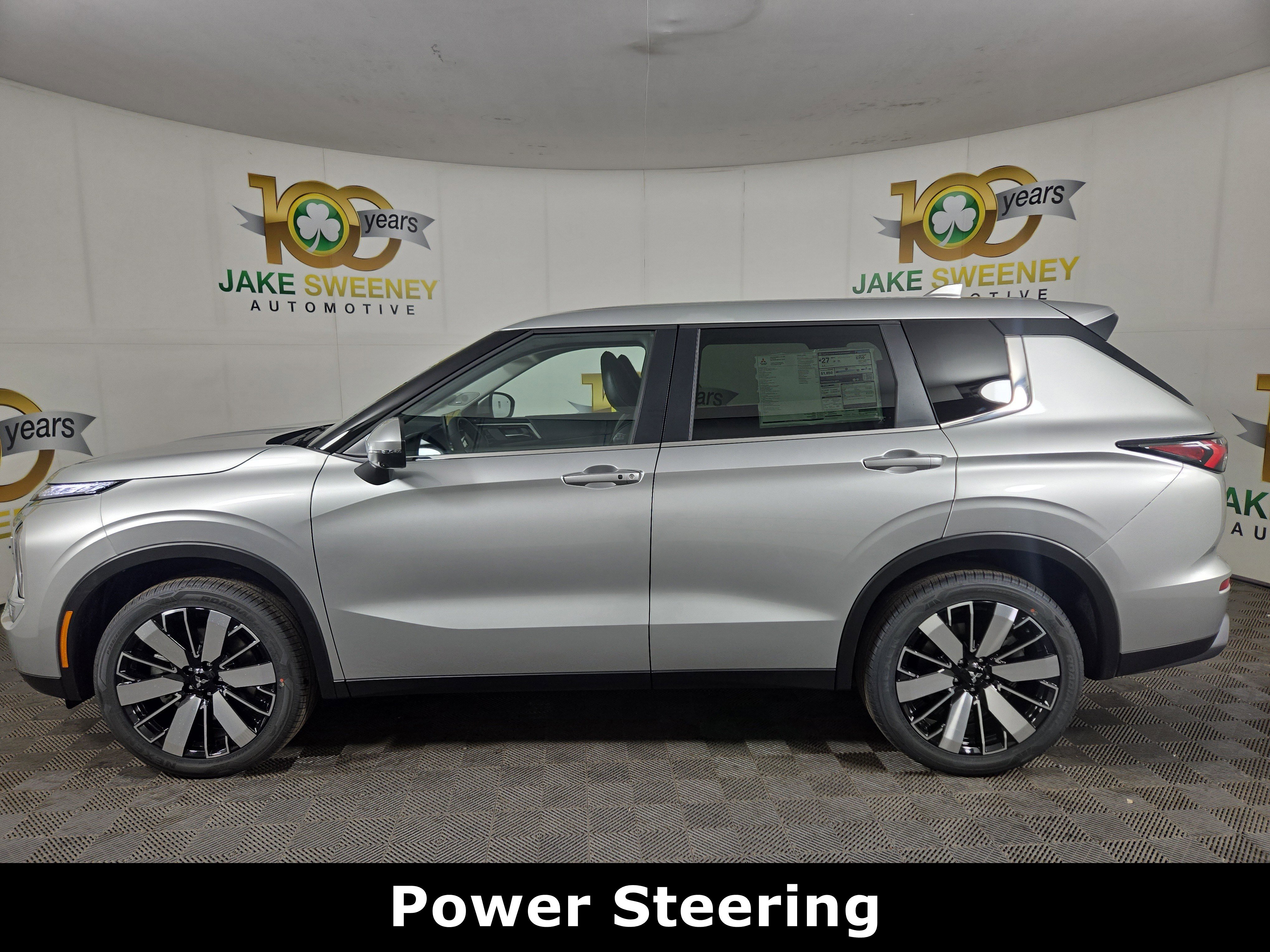 New 2026 Mitsubishi Outlander SE AWD/4WD image 4