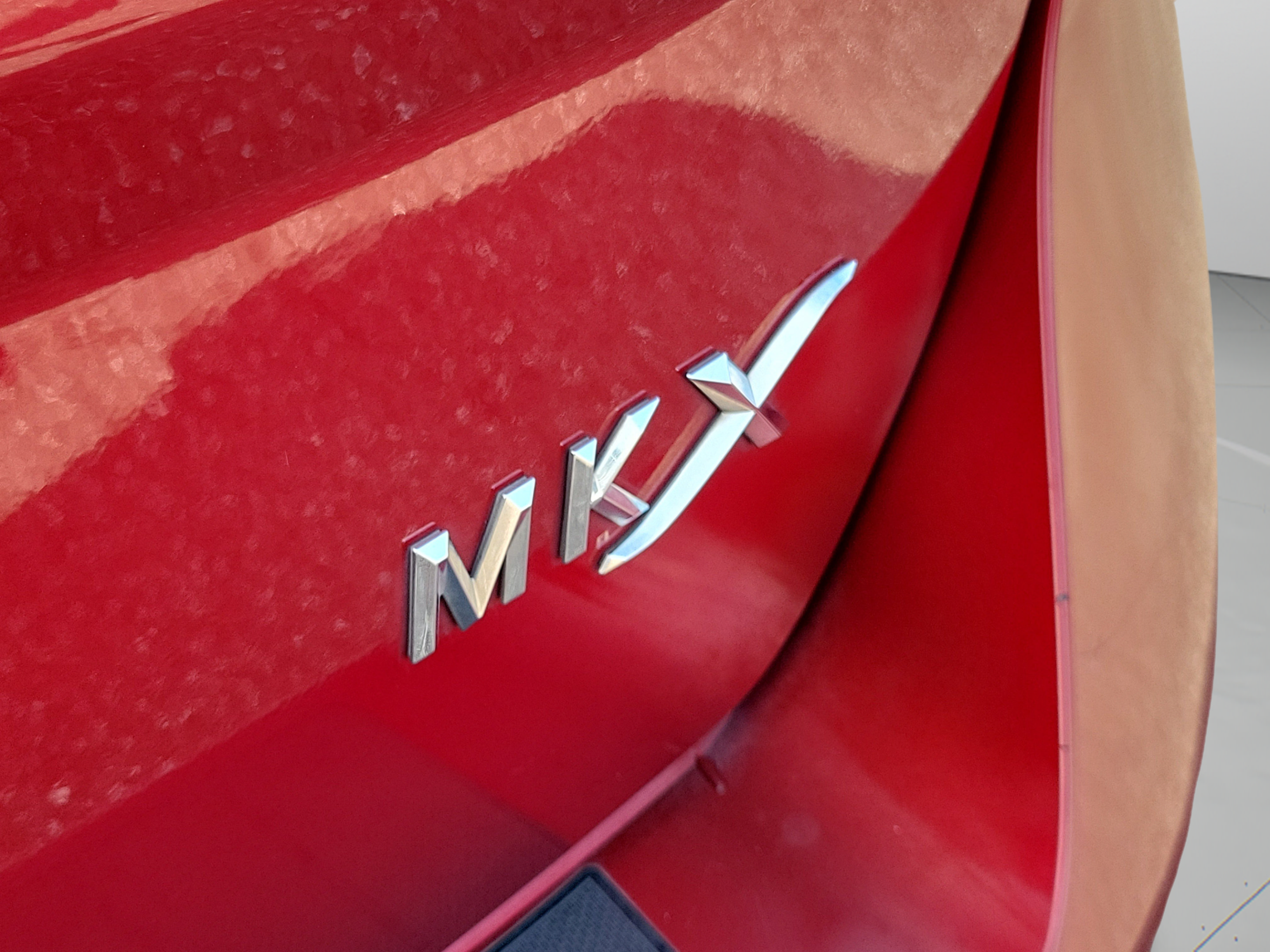 Used 2013 Lincoln MKX FWD image 32