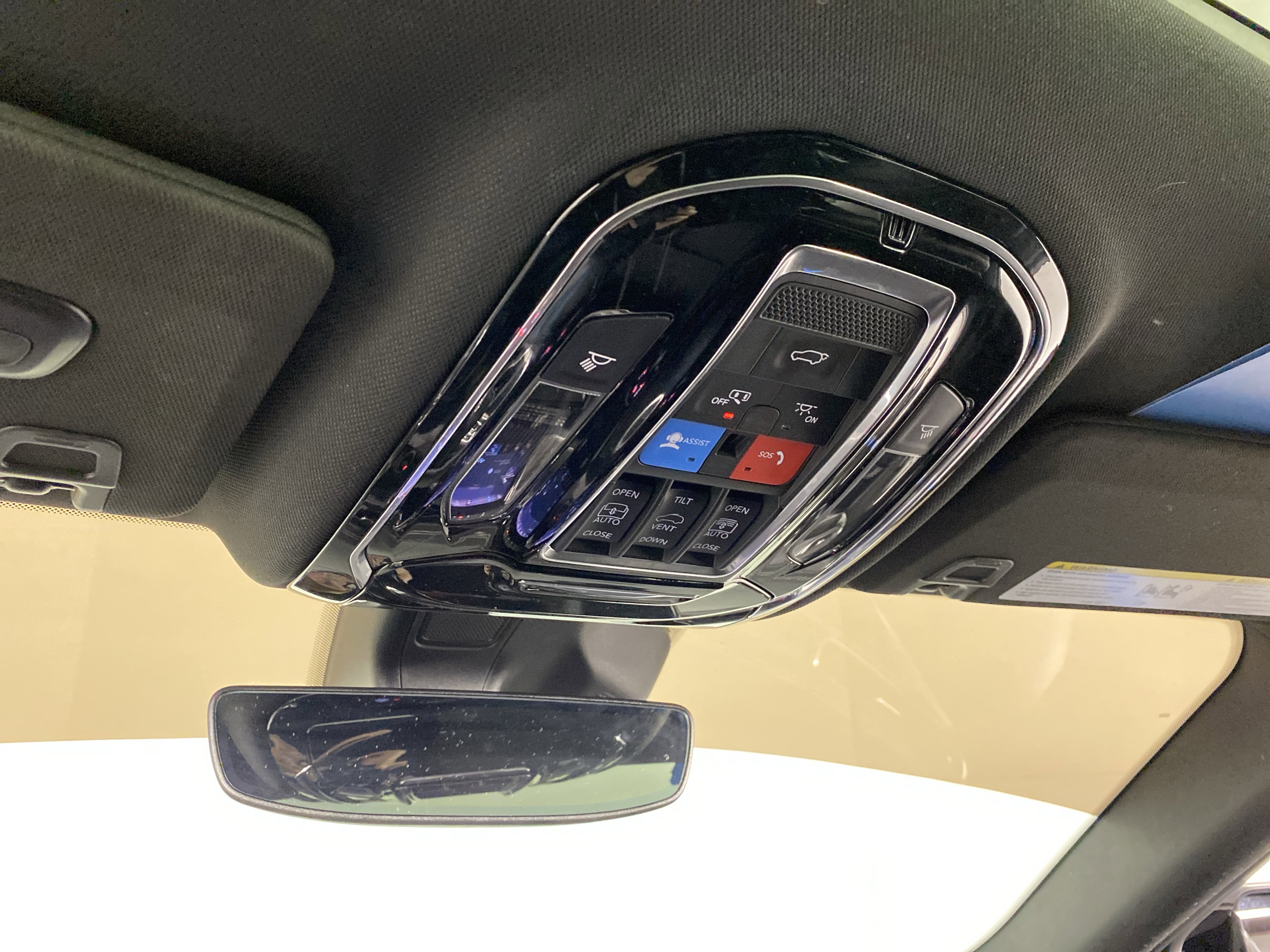 Used 2023 Jeep Grand Cherokee L Overland image 28