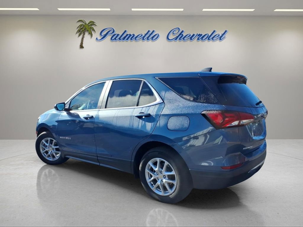 Used 2024 Chevrolet Equinox LT FWD image 3