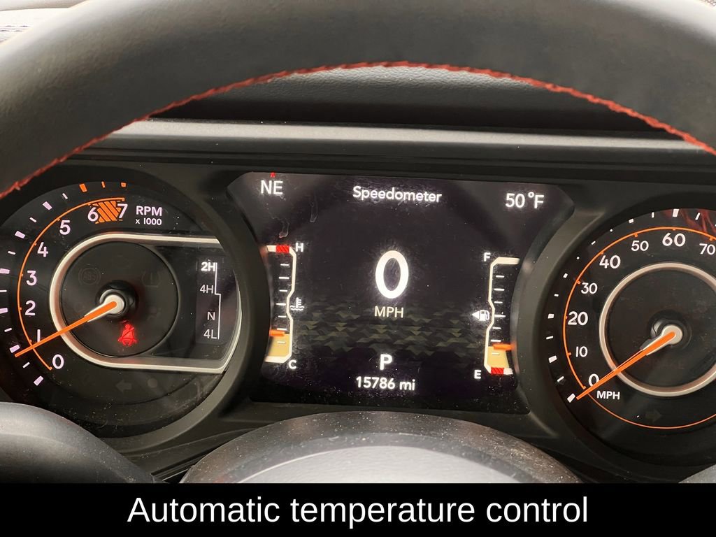 Used 2024 Jeep Wrangler Unlimited Rubicon w/ Technology Group image 19