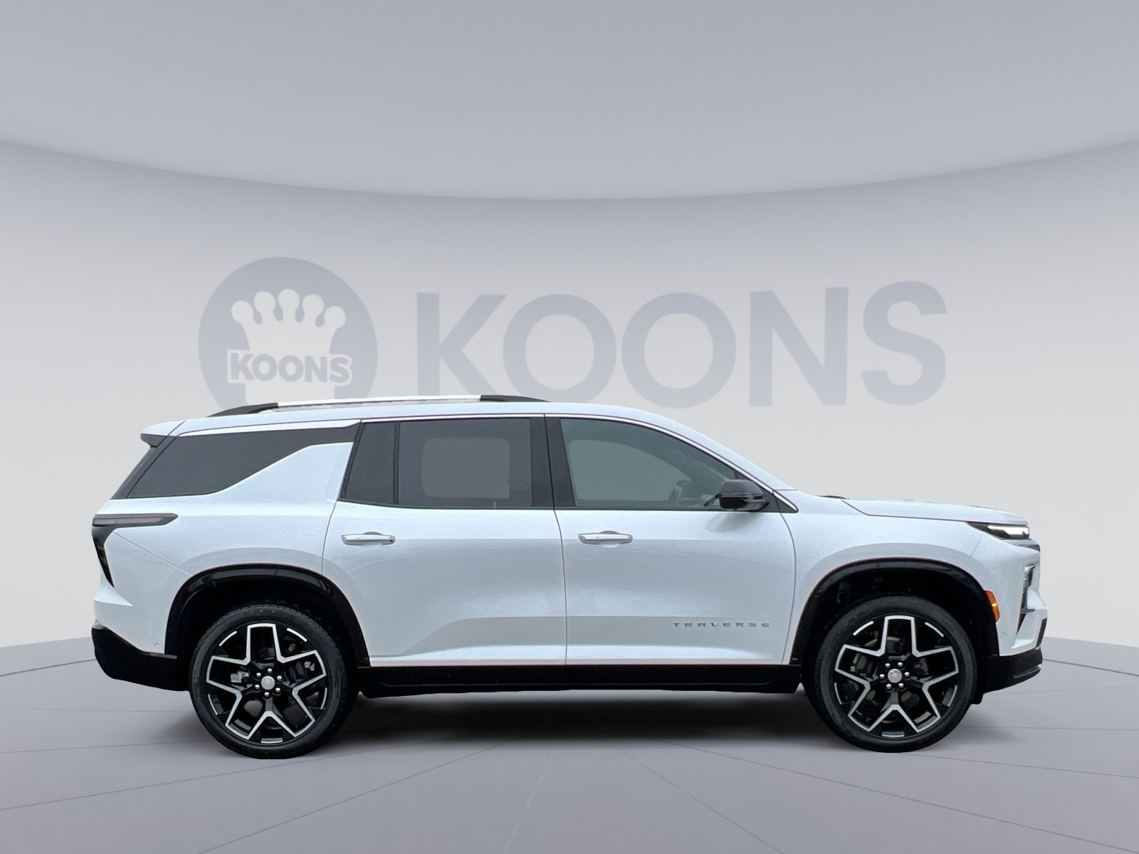 Used 2025 Chevrolet Traverse High Country AWD/4WD image 12