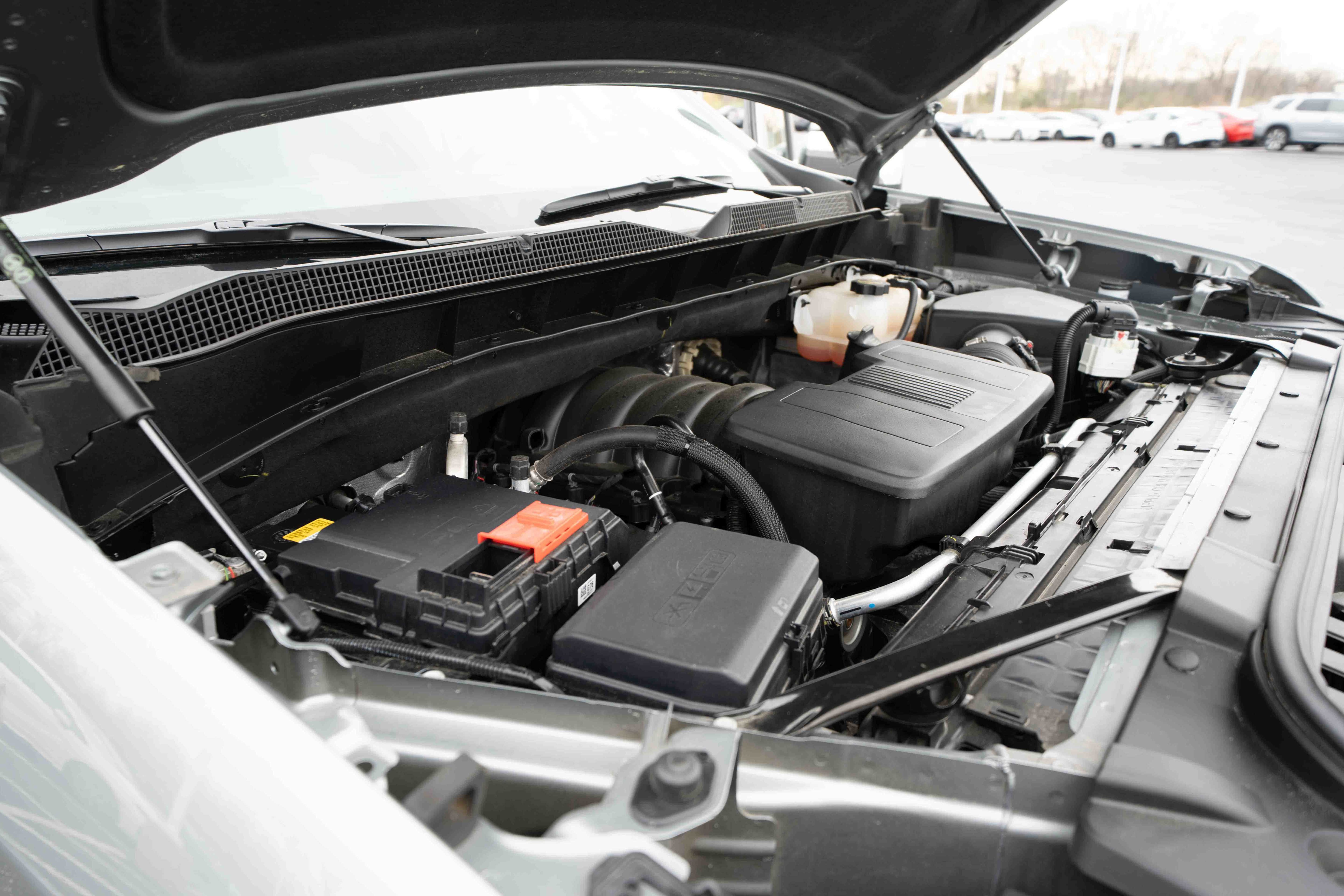 Used 2025 Chevrolet Silverado 1500 LT image 31