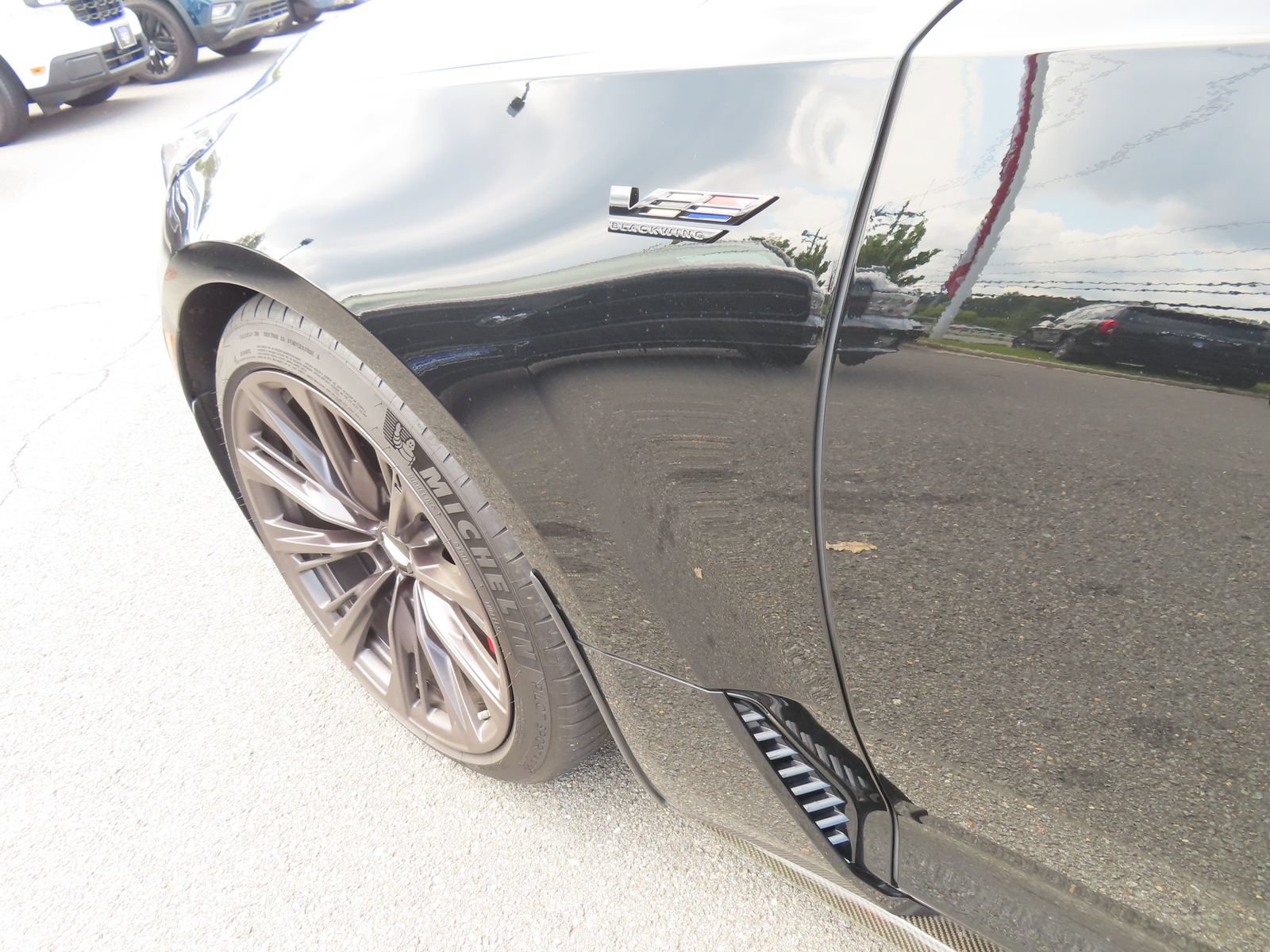 Used 2023 Cadillac CT5 V Blackwing w/ Carbon Fiber Package 2 RWD image 10