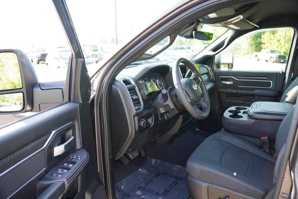 Used 2026 RAM 2500 Big Horn AWD/4WD image 15