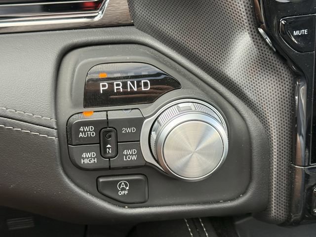 New 2025 RAM 1500 Limited AWD/4WD image 25