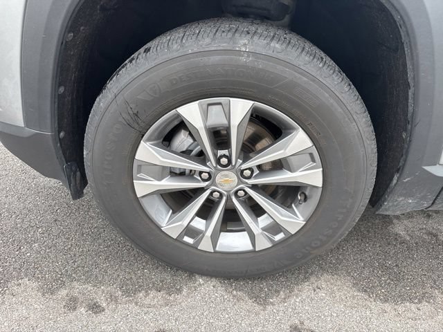 Certified 2025 Chevrolet Equinox LT FWD image 9