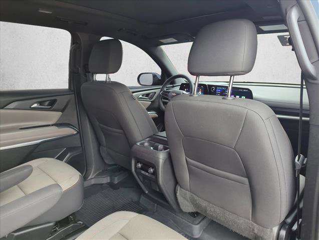 Used 2026 Chevrolet Traverse LT w/ Sun and Wheel Package FWD image 20