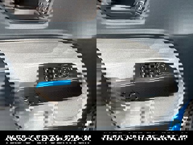 New 2025 Ford Maverick XLT image 7