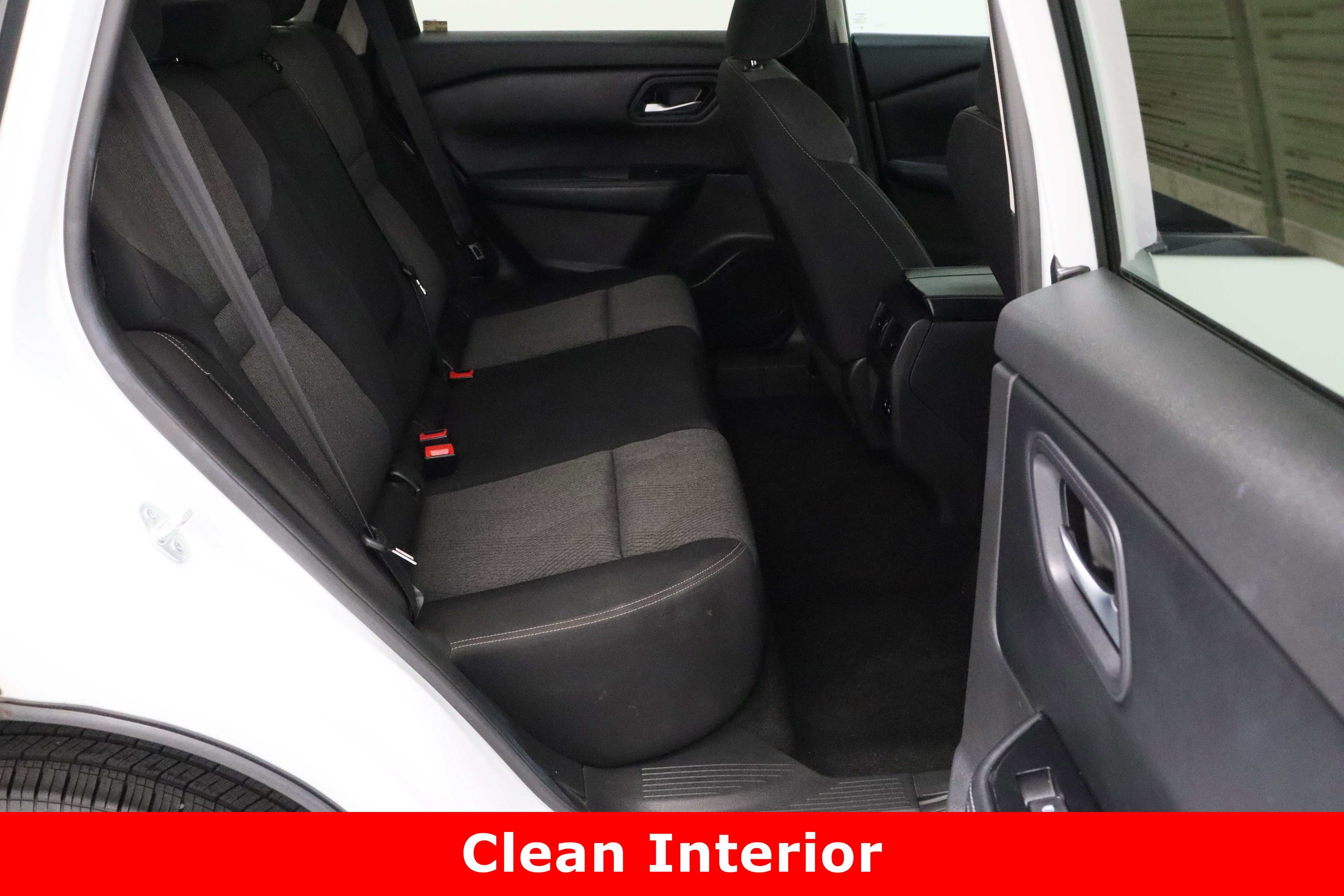 Used 2024 Nissan Rogue SV image 35