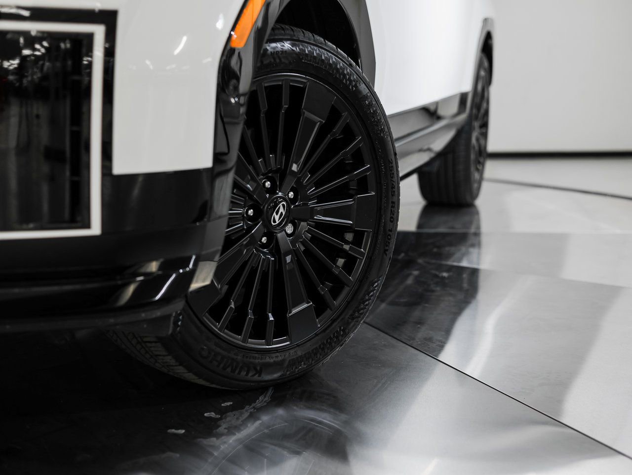 Used 2025 Hyundai Santa Fe Calligraphy image 12