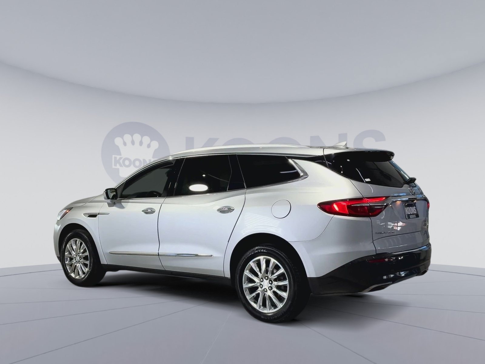 Used 2021 Buick Enclave Premium w/ Sun and Sites Package FWD image 8