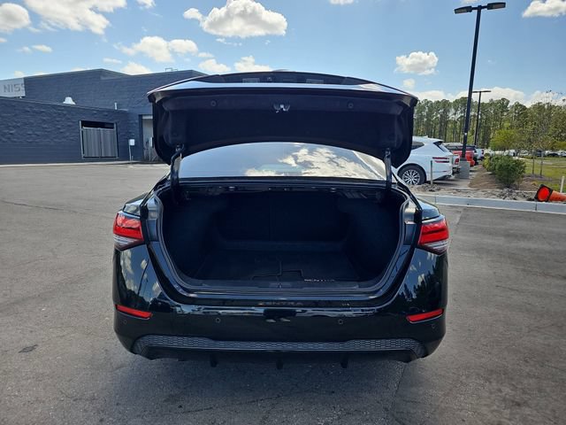 Used 2025 Nissan Sentra SV w/ All-Weather Package FWD image 17