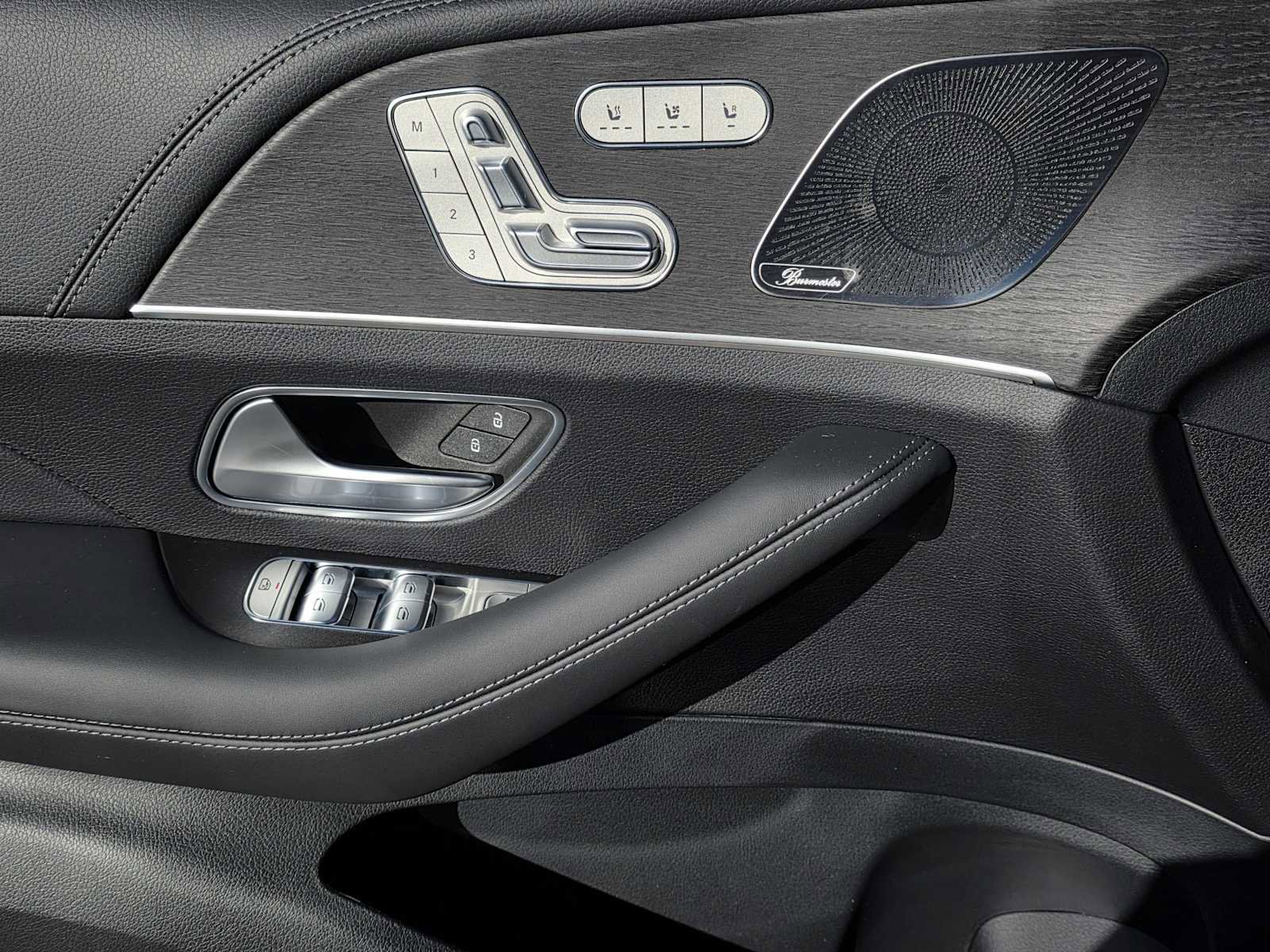 New 2026 Mercedes-Benz GLE 53 AMG 4MATIC Coupe image 17