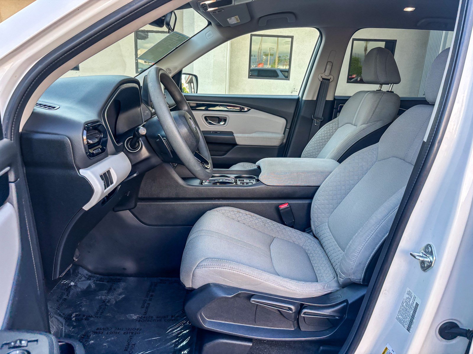 Used 2024 Honda Pilot LX image 20