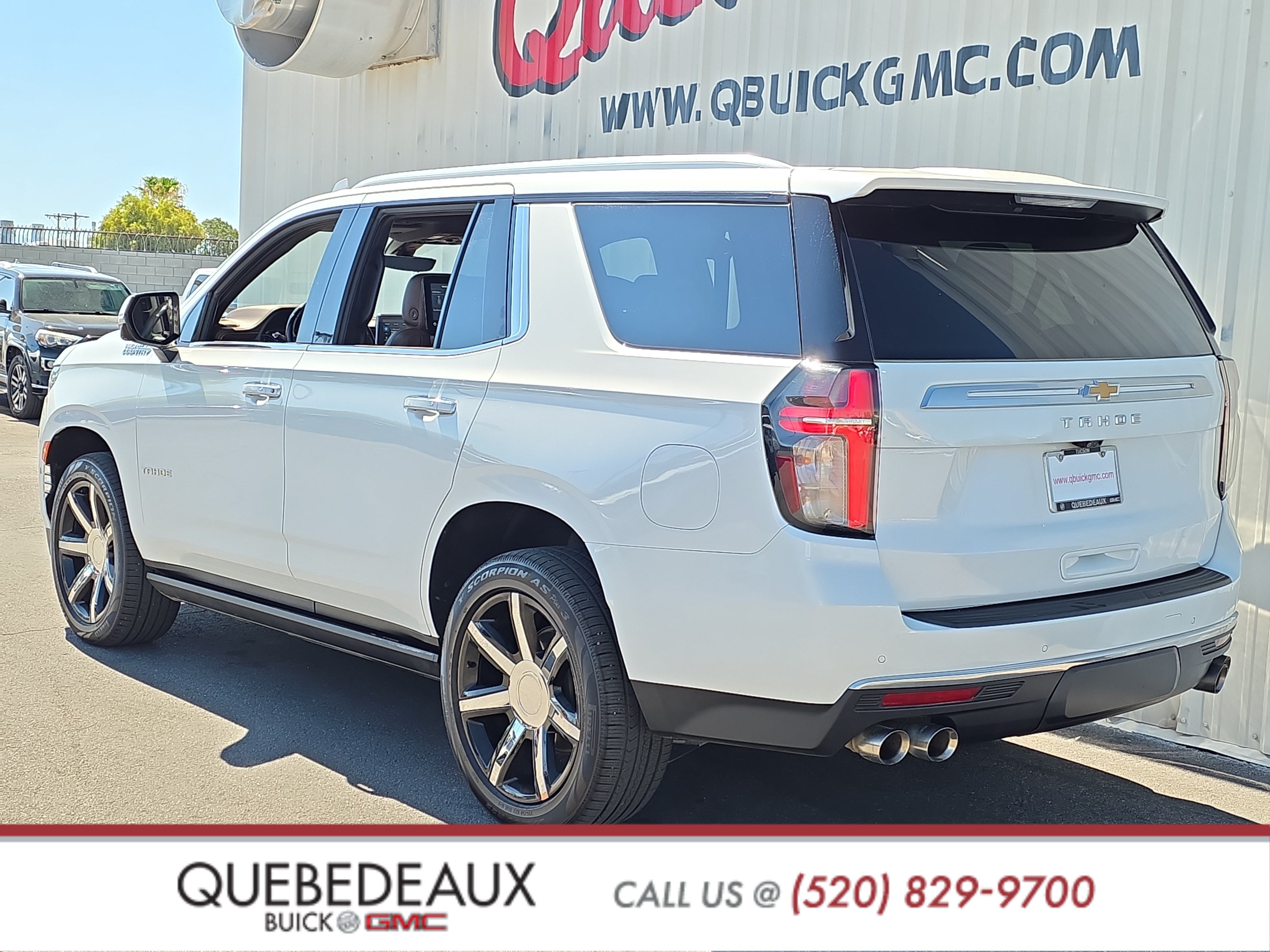 Used 2021 Chevrolet Tahoe High Country w/ Premium Package AWD/4WD image 5