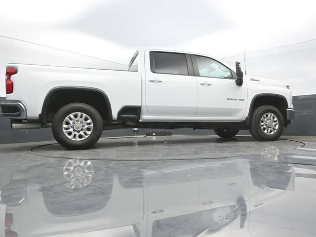 Used 2024 Chevrolet Silverado 2500 LT AWD/4WD image 48