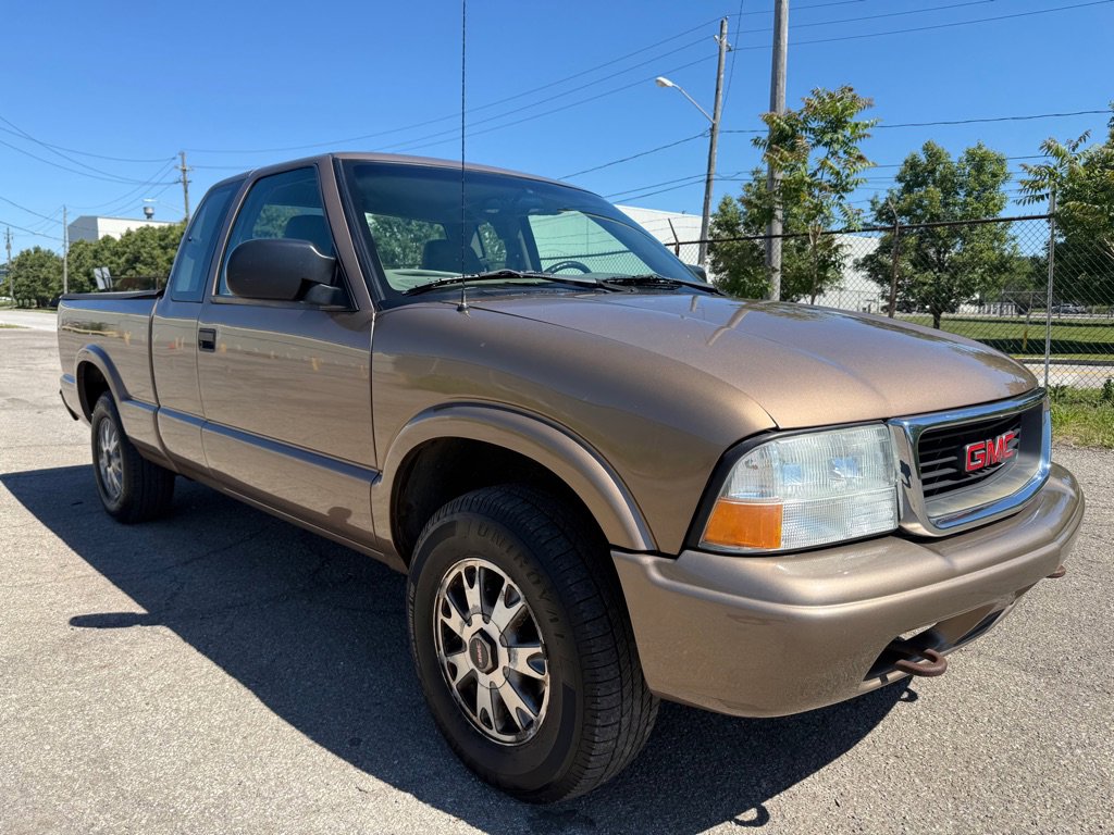 Used 2003 GMC Sonoma SLS