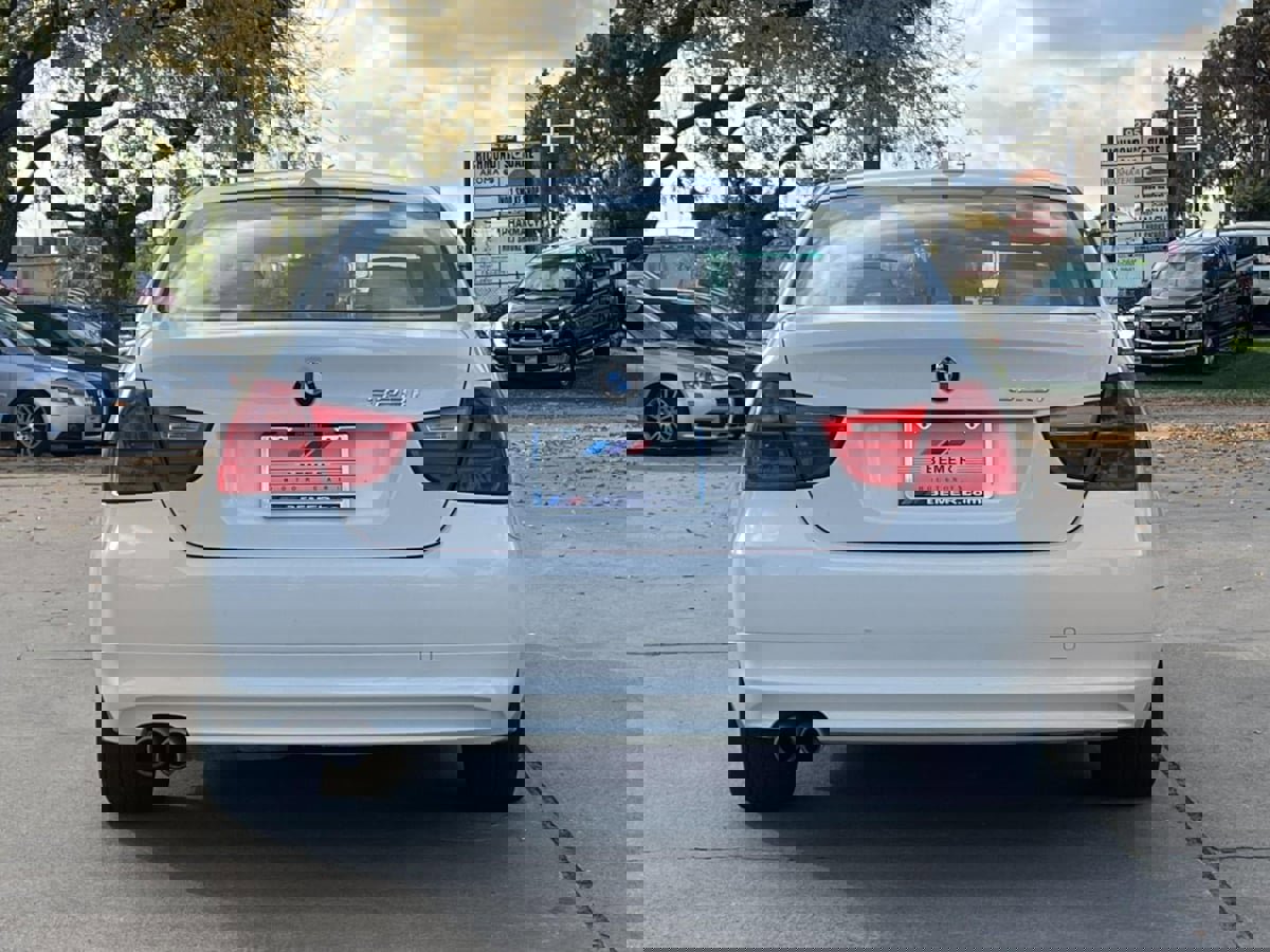 Used 2009 BMW 328i 328i image 4