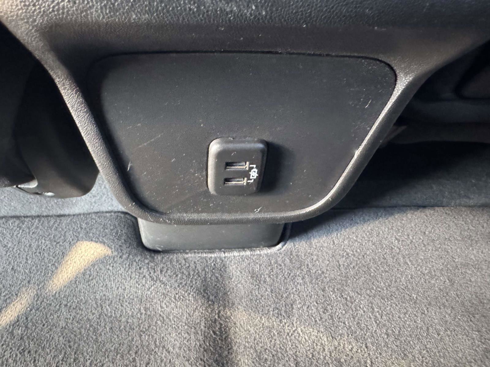 Used 2019 GMC Terrain SLE w/ Driver Convenience Package image 17