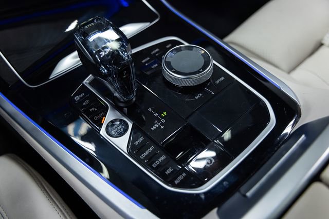 Certified 2022 BMW X5 M50i w/ Executive Package image 19
