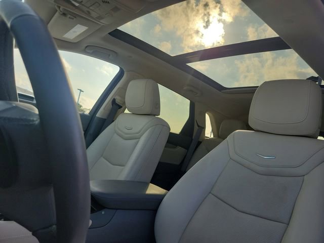 Used 2021 Cadillac XT5 Premium Luxury FWD image 18